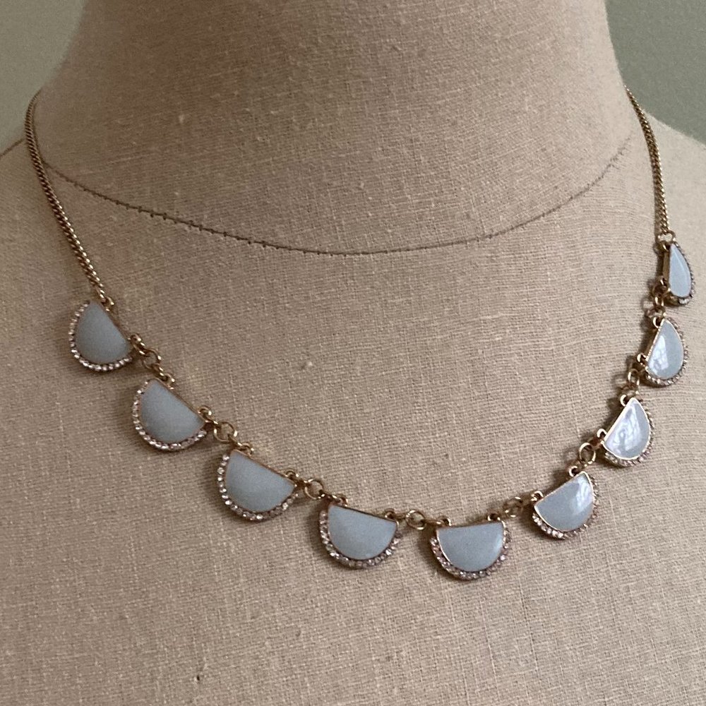 Mae Enamel Half Circle Necklace (Mint)